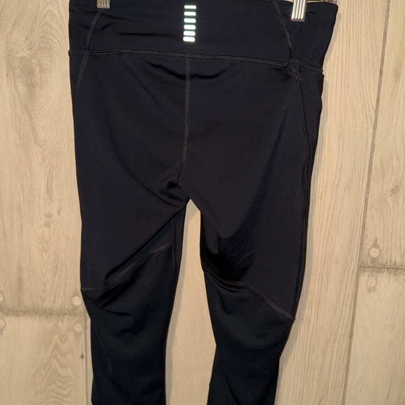 Under Armour Women's Black Capri Pants - Picture 6 of 6